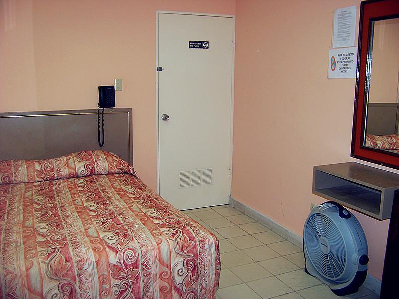 Hotel Bilbao Matamoros  Bilik gambar