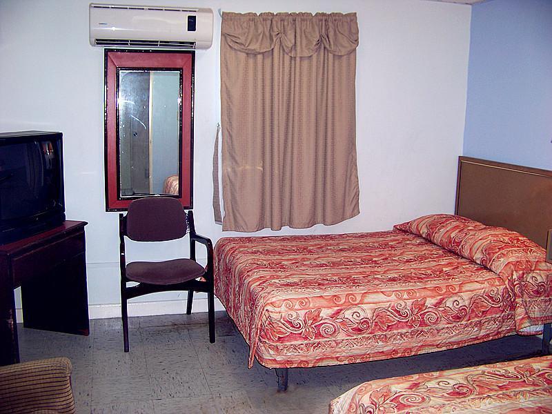 Hotel Bilbao Matamoros  Bilik gambar