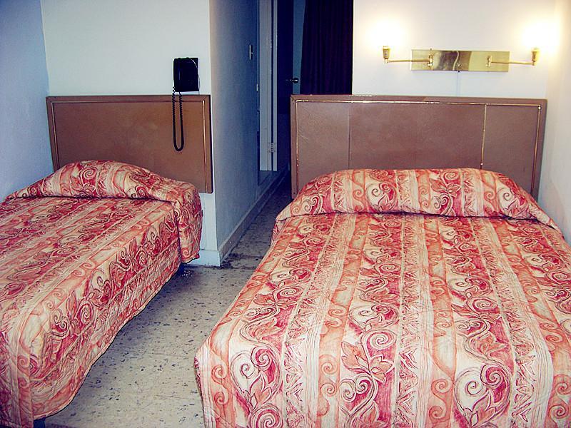 Hotel Bilbao Matamoros  Bilik gambar
